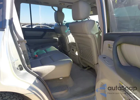 2006 Toyota Land Cruiser V8 z USA, uszkodzony, nr VIN JTEHT05J162097410